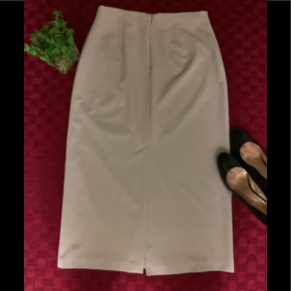 STUDIO C 🧿MIDI SKIRT IN WOMENS Sz 14 - Picture 2 of 3
